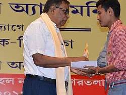 Facilitation to our ex-teachers and meritorious students of the school 2017 - photo 21