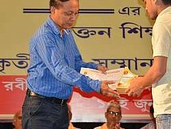 Facilitation to our ex-teachers and meritorious students of the school 2017 - photo 1